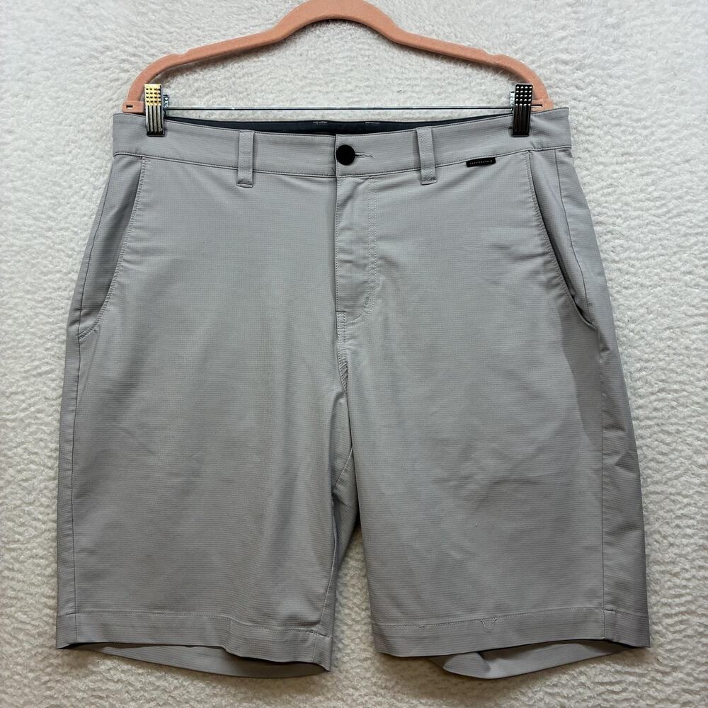 Travis Mathew Shorts Mens 34 Gray Golf Performance Chino 11 Inseam Casual